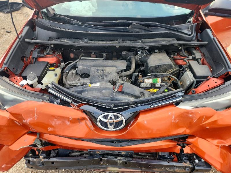 Photo 11 from auction – 2016 TOYOTA RAV4 with VIN 2T3BFREV7GW460262