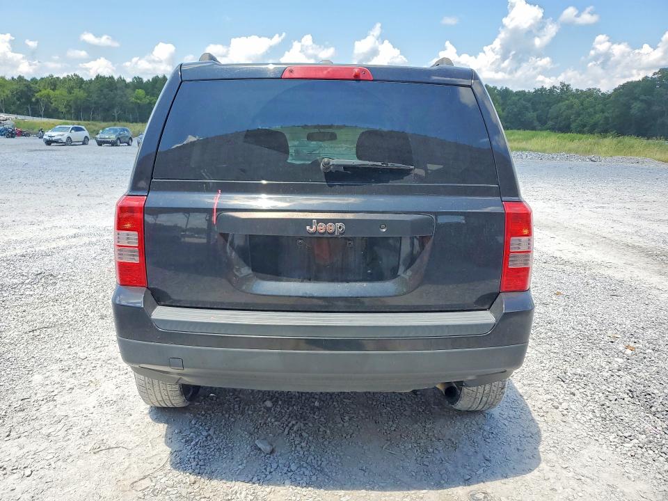 Photo 6 from auction – 2017 JEEP PATRIOT with VIN 1C4NJPBB0HD132092