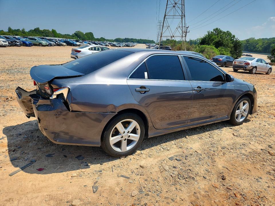 Photo 3 from auction – 2014 TOYOTA CAMRY with VIN 4T1BF1FK0EU332781
