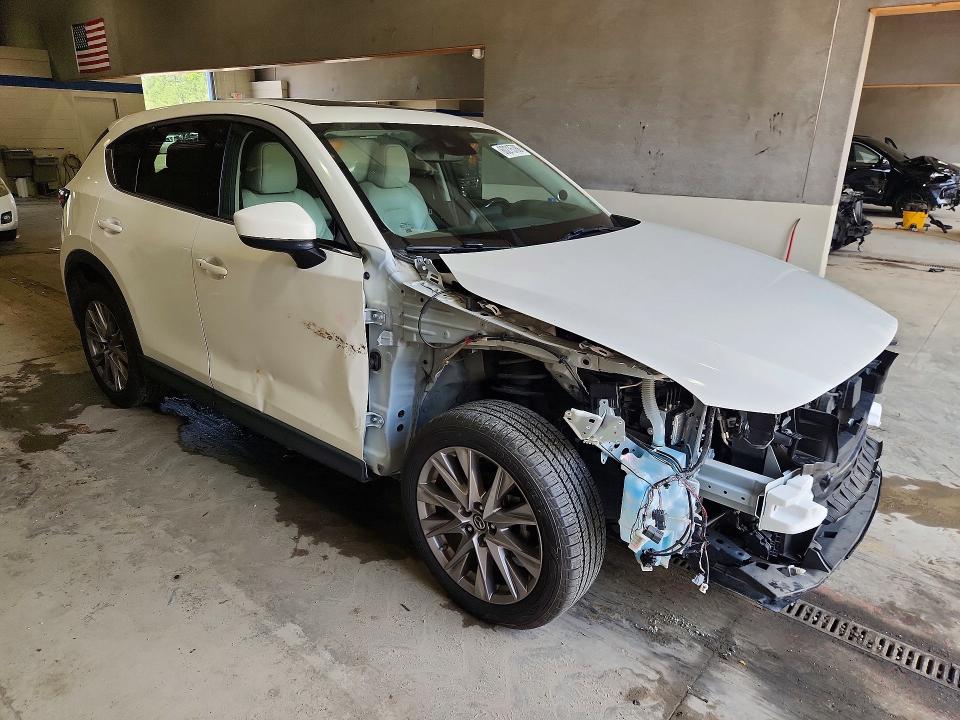Photo 4 from auction – 2019 MAZDA CX-5 with VIN JM3KFBDMXK0521947