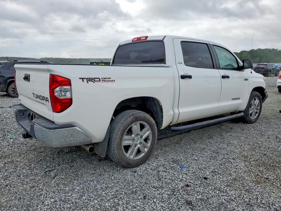 Photo 3 from auction – 2015 TOYOTA TUNDRA with VIN 5TFEY5F19FX174399