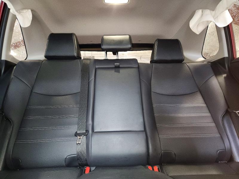 Photo 10 from auction – 2023 TOYOTA RAV4 with VIN JTMD6RFV4PD085807