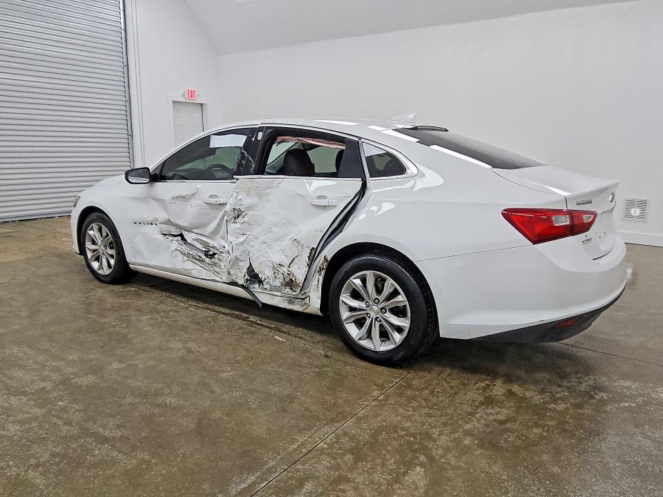 Photo 2 from auction – 2023 CHEVROLET MALIBU with VIN 1G1ZD5ST3PF203027