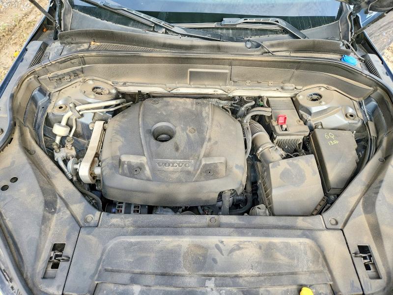 Photo 12 from auction – 2018 VOLVO XC90 with VIN YV4102CK7J1354474