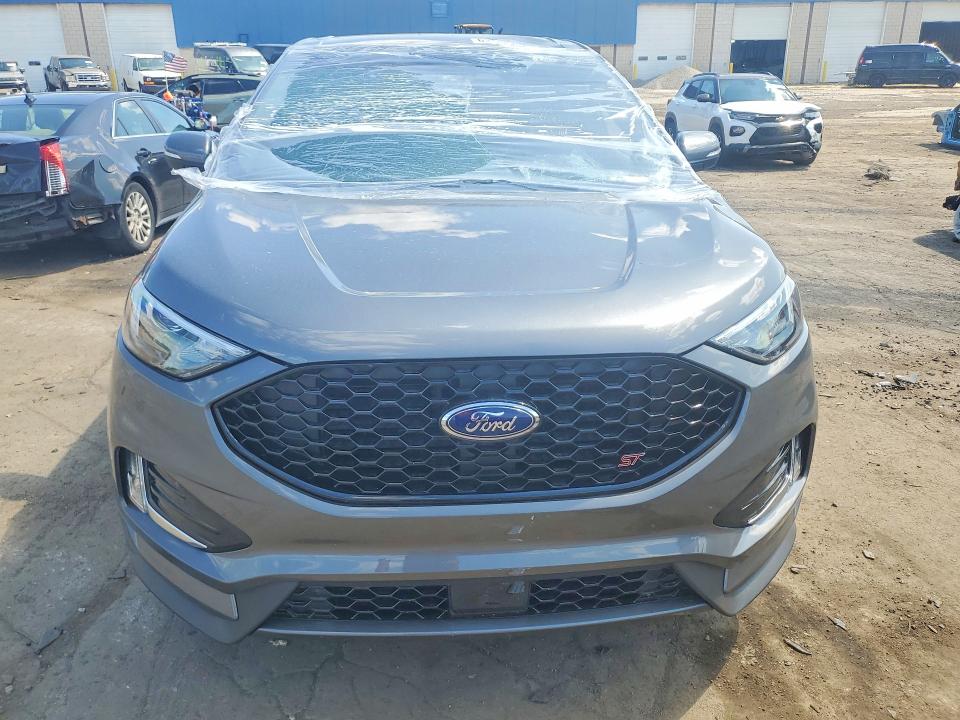 Photo 5 from auction – 2022 FORD EDGE with VIN 2FMPK4AP4NBA56665