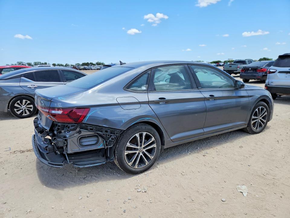 Photo 3 from auction – 2026 VOLKSWAGEN JETTA with VIN 3VWBW7BUXTM029570