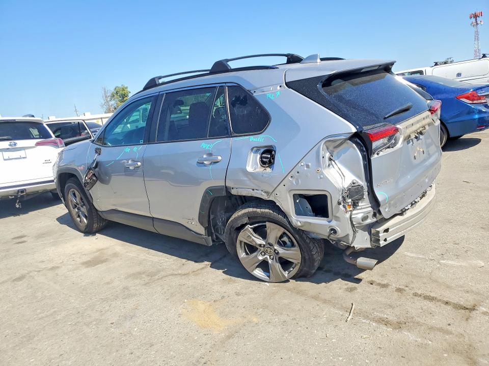 Photo 2 from auction – 2024 TOYOTA RAV4 with VIN 4T3MWRFV4RU134994