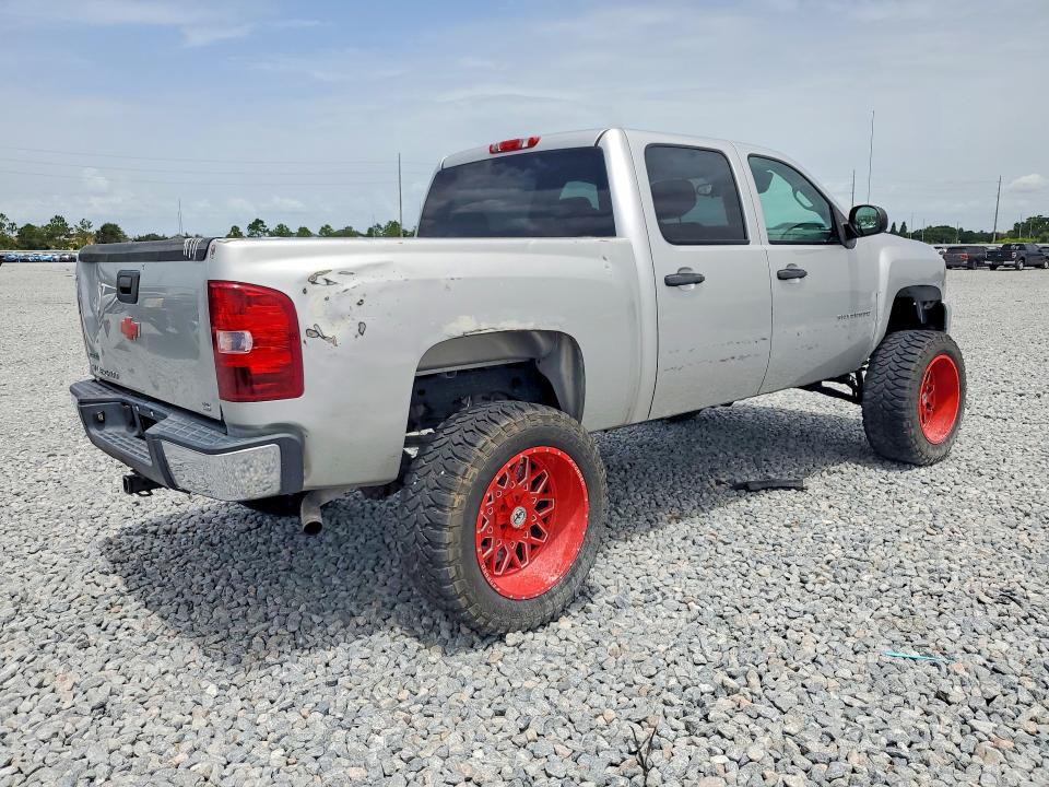 Photo 3 from auction – 2010 CHEVROLET SILVERADO with VIN 3GCRCREA5AG118014