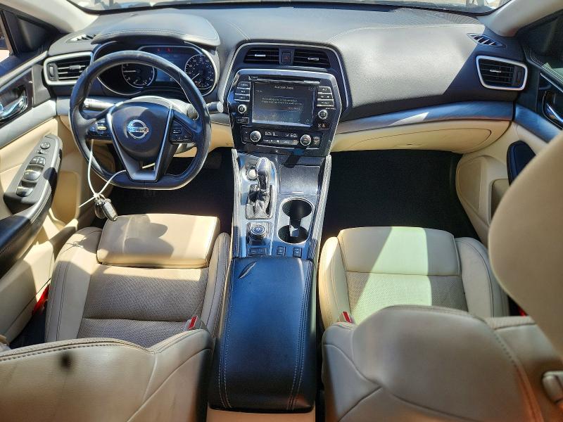 Photo 8 from auction – 2017 NISSAN MAXIMA with VIN 1N4AA6AP3HC387594