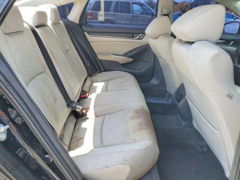 Photo 10 from auction – 2018 HONDA ACCORD with VIN 1HGCV1F16JA079949