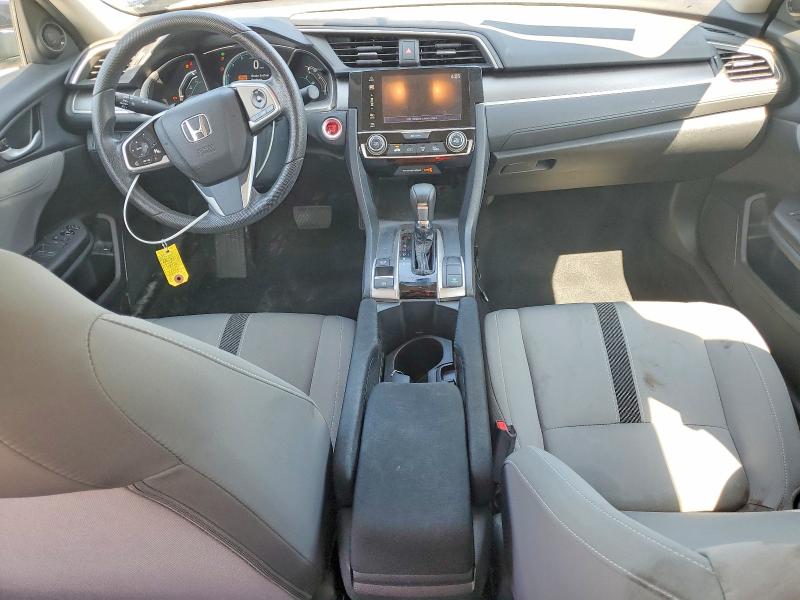 Снимка 8 от търг – 2017 HONDA CIVIC с VIN 19XFC2F70HE076984