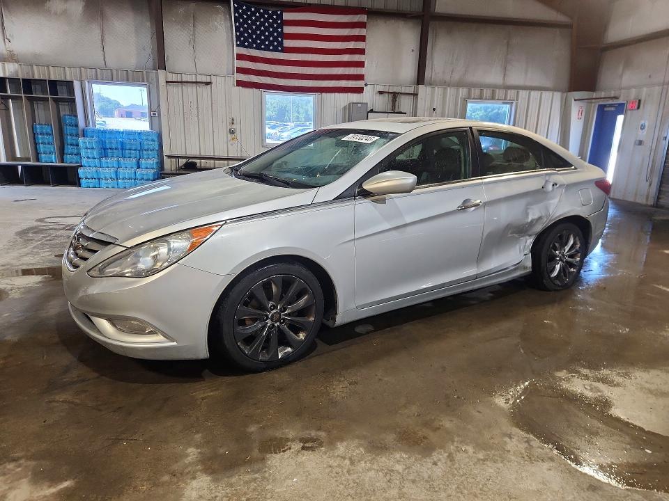 HYUNDAI SONATA 2011 with VIN 5NPEC4AC2BH252660 - Photo from auction
