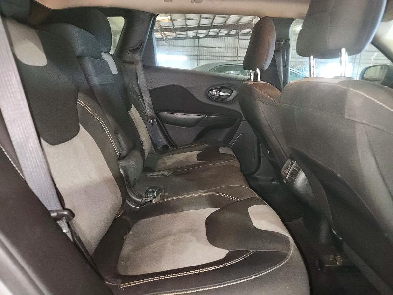 Photo 11 from auction – 2015 JEEP CHEROKEE with VIN 1C4PJLAB2FW761003