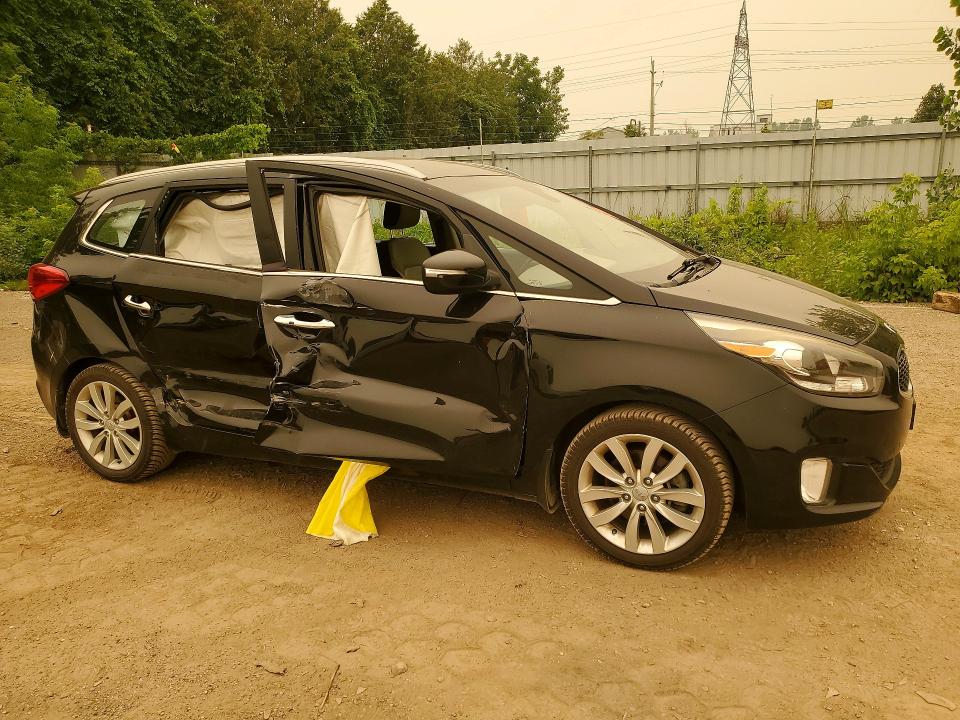 Photo 4 from auction – 2015 KIA RONDO with VIN KNAHU8A35F7122722