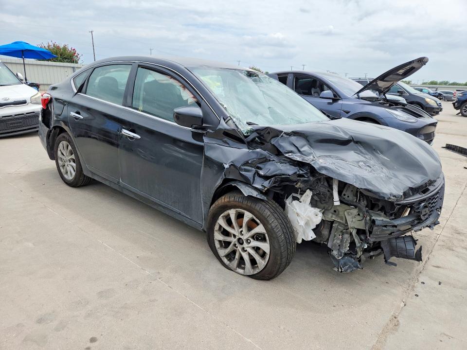 Photo 4 from auction – 2018 NISSAN SENTRA with VIN 3N1AB7AP5JY268152