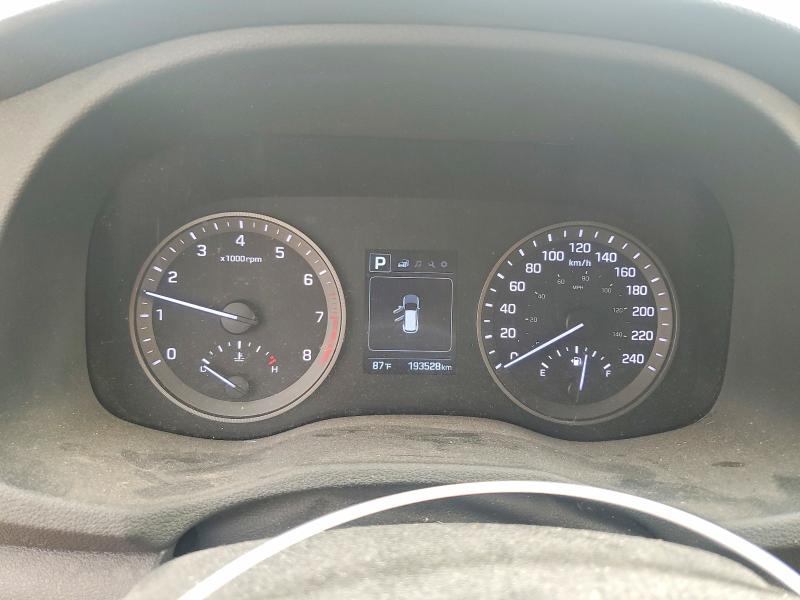 Photo 9 from auction – 2018 HYUNDAI TUCSON with VIN KM8J3CA44JU807402