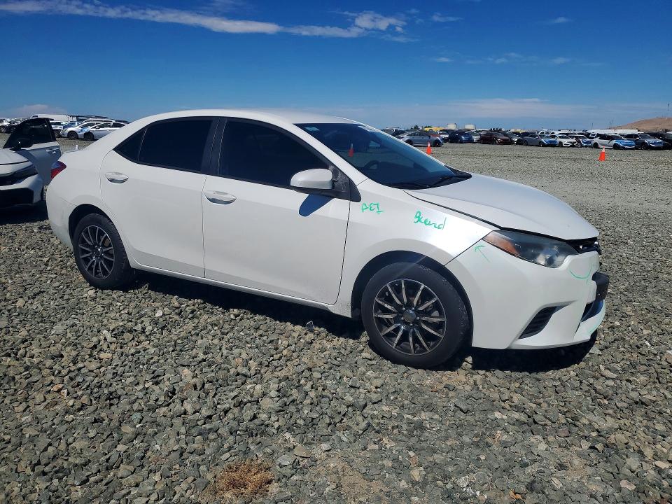 Photo 4 from auction – 2015 TOYOTA COROLLA with VIN 5YFBPRHEXFP262745