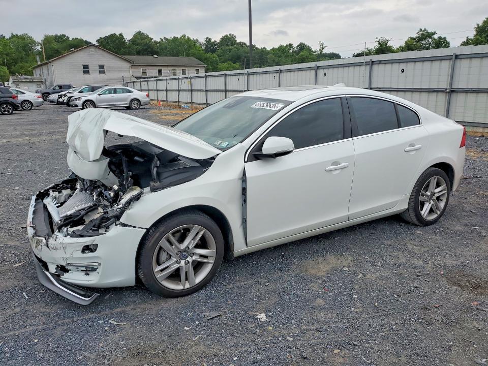 VOLVO S60 2015 with VIN YV1612TM4F2351258 - Photo from auction