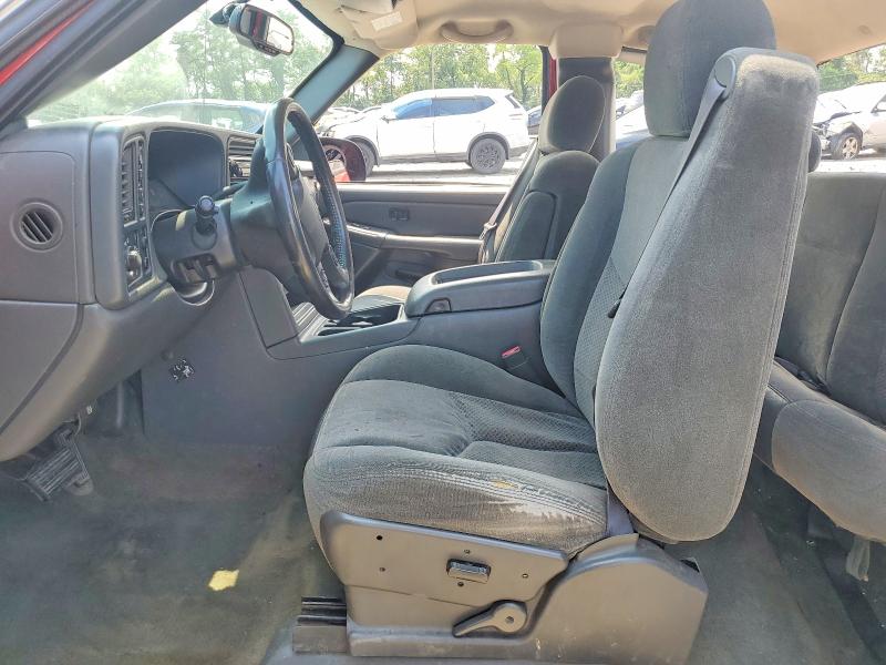 Photo 7 from auction – 2004 CHEVROLET SILVERADO with VIN 1GCEK19T24E213737