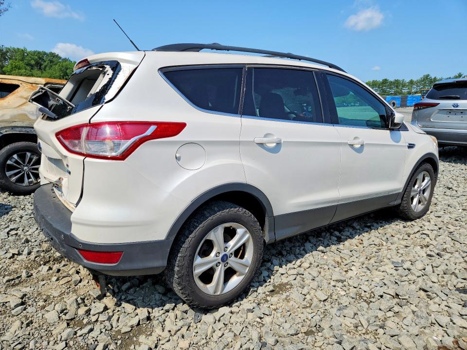 Photo 3 from auction – 2014 FORD ESCAPE with VIN 1FMCU9G90EUA88795