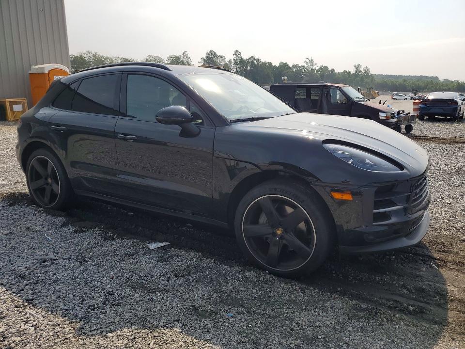 Photo 4 from auction – 2019 PORSCHE MACAN with VIN WP1AB2A5XKLB30663