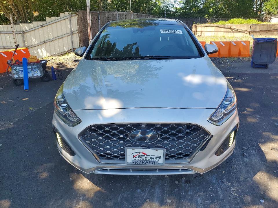 Photo 5 from auction – 2019 HYUNDAI SONATA with VIN 5NPE34AF0KH816445
