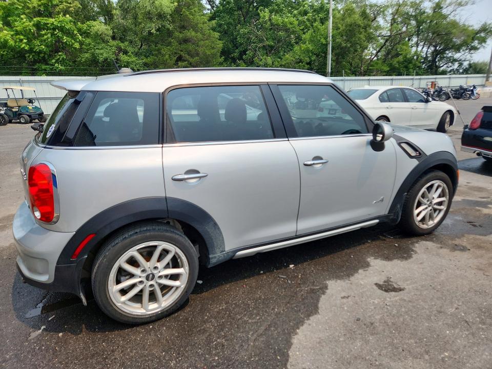 Photo 3 from auction – 2016 MINI COOPER with VIN WMWZC5C57GWP49658