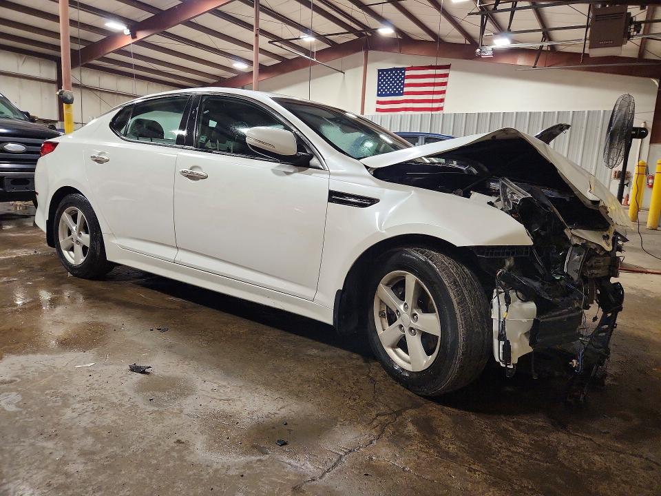 Photo 4 from auction – 2015 KIA OPTIMA with VIN KNAGM4A70F5623231