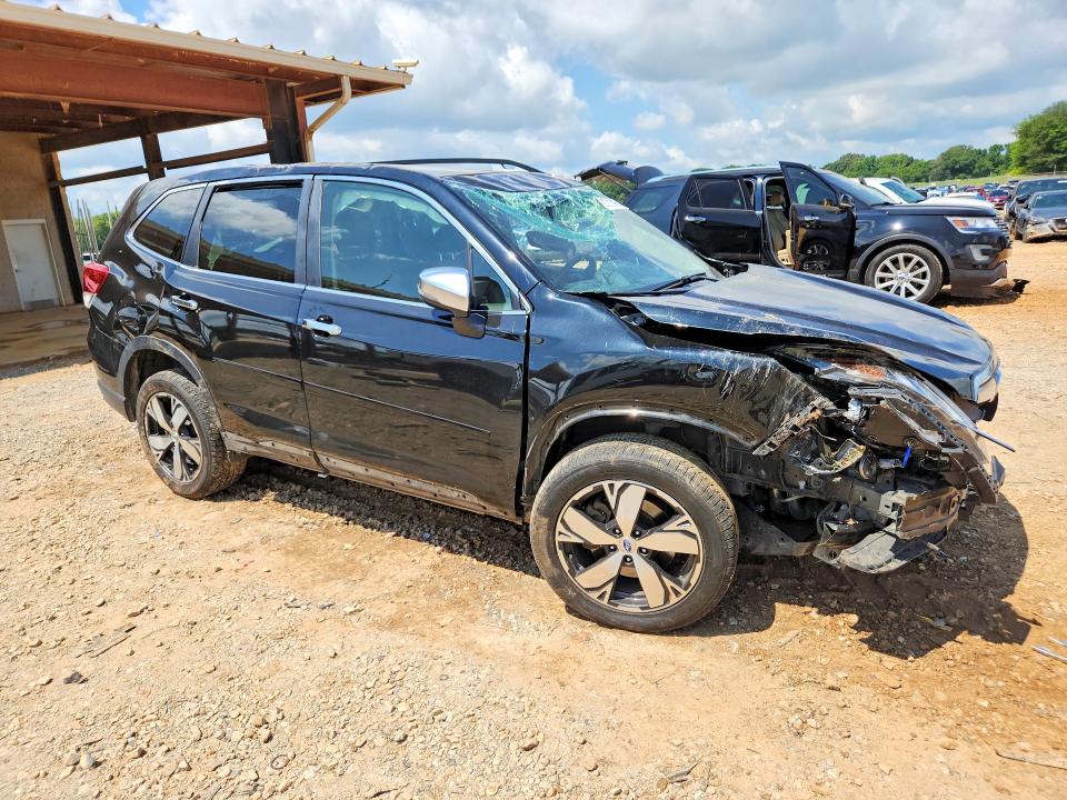 Фото 4 с аукциона – 2019 SUBARU FORESTER с VIN JF2SKAWC6KH407269