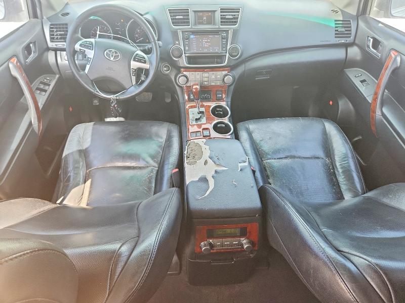 Photo 8 from auction – 2013 TOYOTA HIGHLANDER with VIN 5TDYK3EH7DS135508