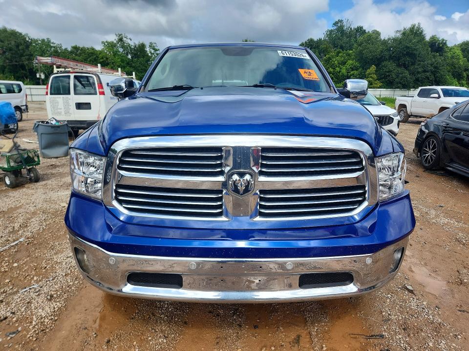 Zdjęcie 5 z aukcji – 2017 RAM 1500 z VIN 1C6RR6LTXHS622652