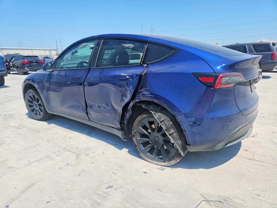 Photo 2 from auction – 2023 TESLA MODEL Y with VIN 7SAYGDEE3PF874366