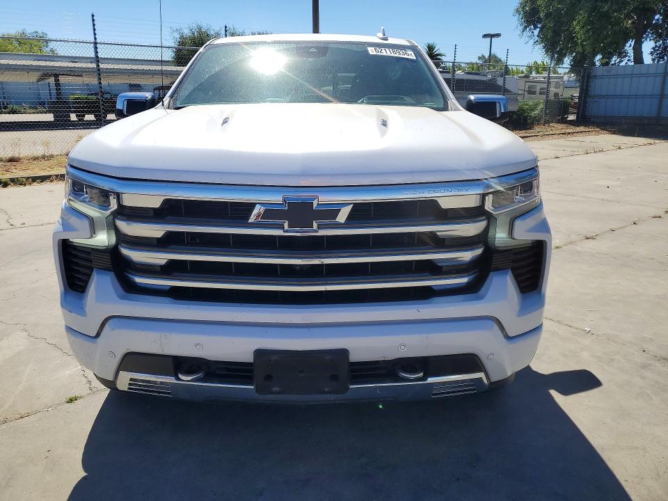 Photo 5 from auction – 2024 CHEVROLET SILVERADO with VIN 1GCUDJEL3RZ265437