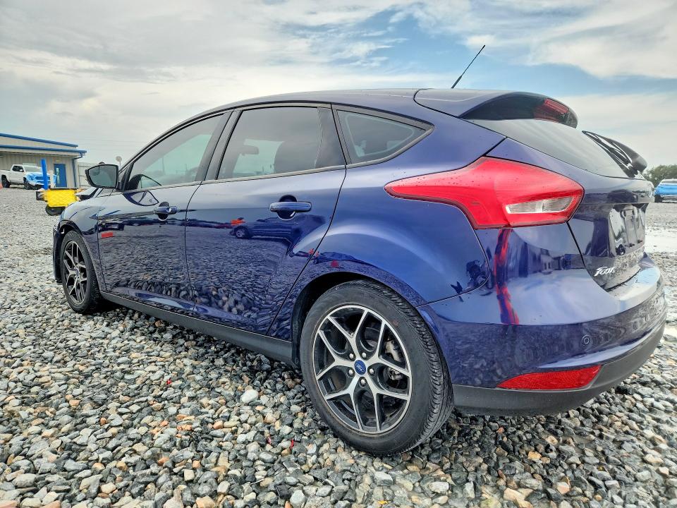 Photo 2 from auction – 2017 FORD FOCUS with VIN 1FADP3M26HL306422
