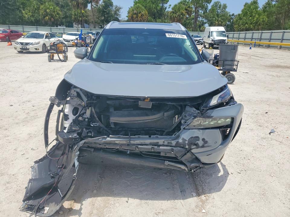 Photo 5 from auction – 2024 NISSAN ROGUE with VIN 5N1BT3CA5RC727437