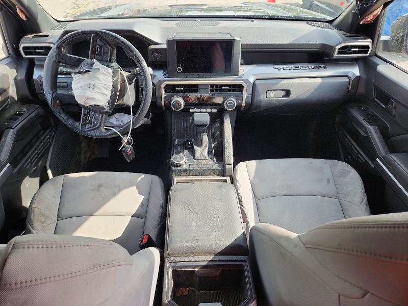 Photo 8 from auction – 2026 TOYOTA TACOMA with VIN 3TMLB5JN9TM216526