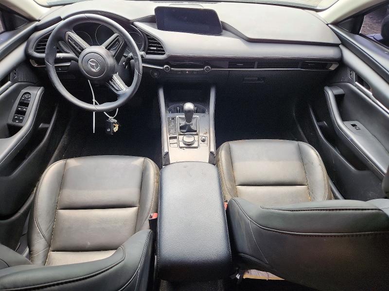 Снимка 8 от търг – 2022 MAZDA 3 с VIN 3MZBPABL0NM300236