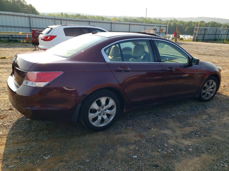 Photo 3 from auction – 2008 HONDA ACCORD with VIN JHMCP26838C000701