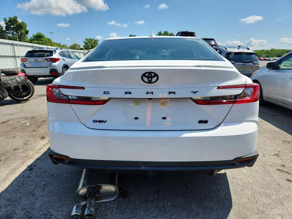Photo 6 from auction – 2026 TOYOTA CAMRY with VIN 4T1DAACK9TU760924