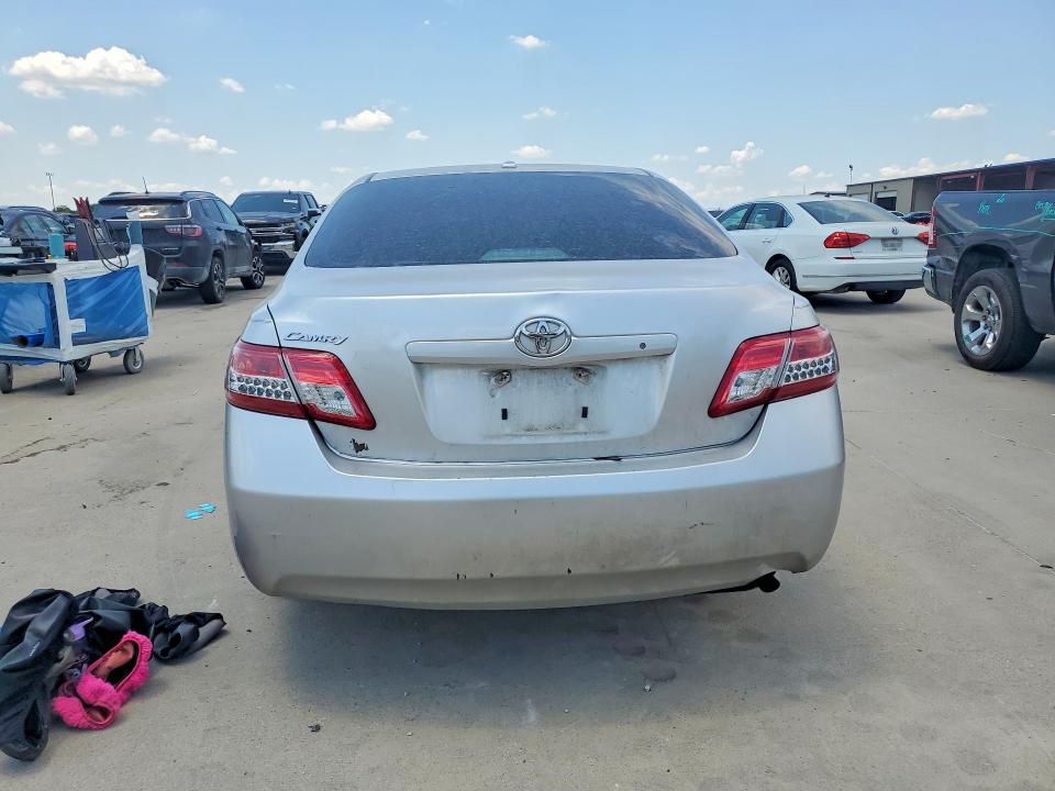 Photo 6 from auction – 2011 TOYOTA CAMRY with VIN 4T4BF3EK3BR124294