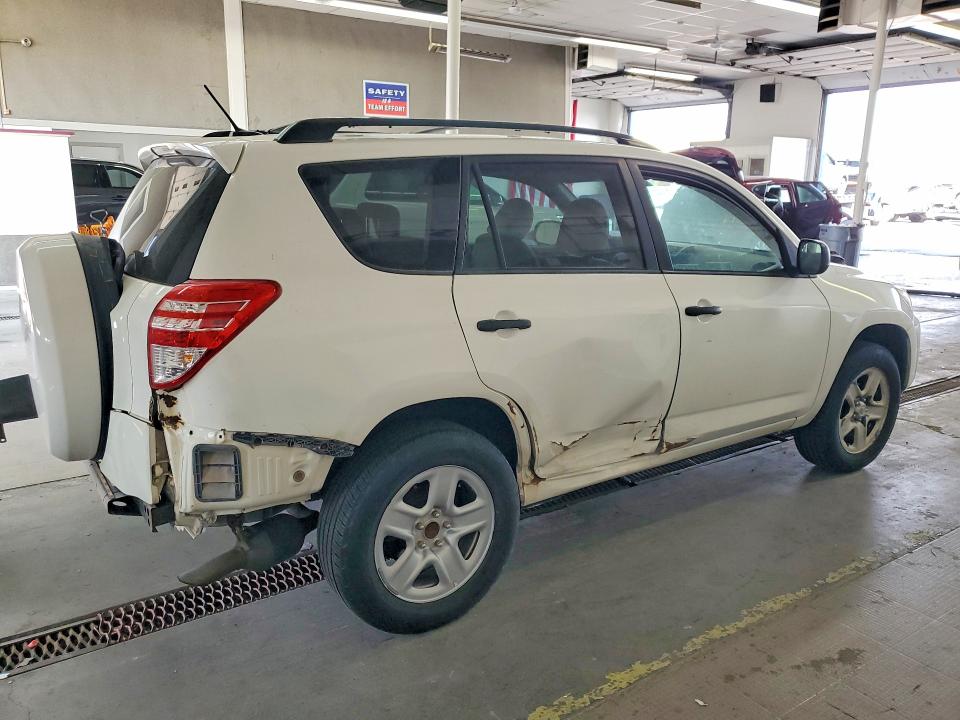 Photo 3 from auction – 2010 TOYOTA RAV4 with VIN 2T3ZF4DVXAW027769
