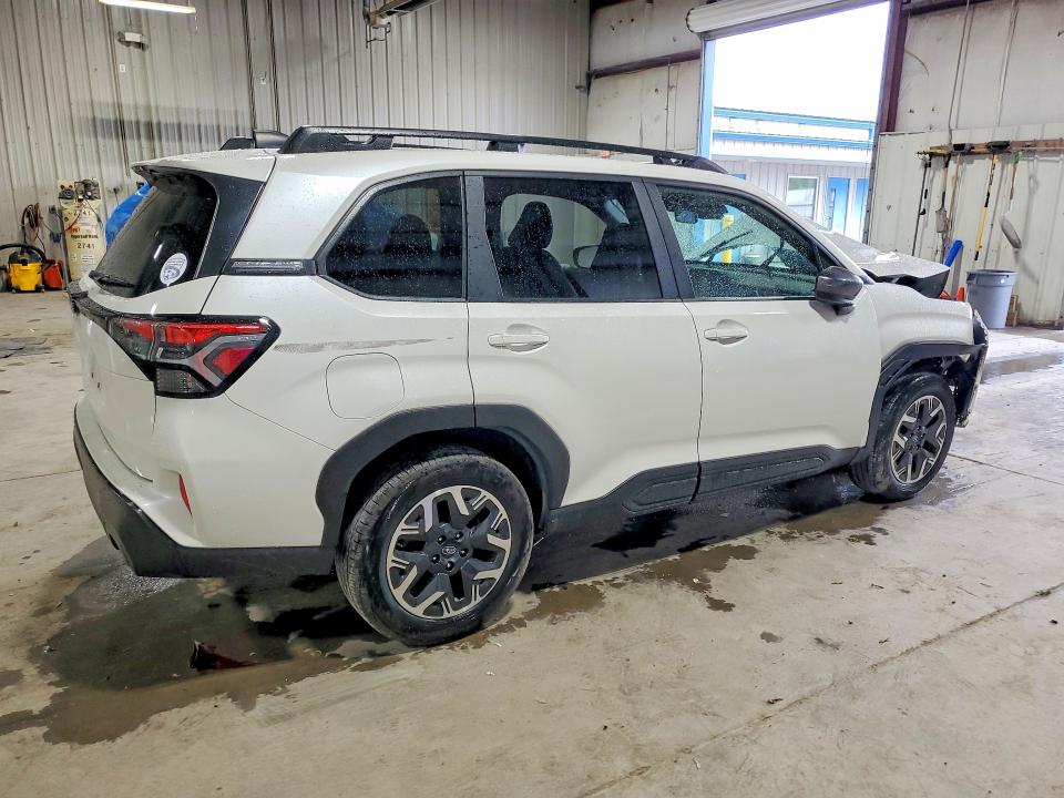 Photo 3 from auction – 2025 SUBARU FORESTER with VIN JF2SLDBC4SH566232