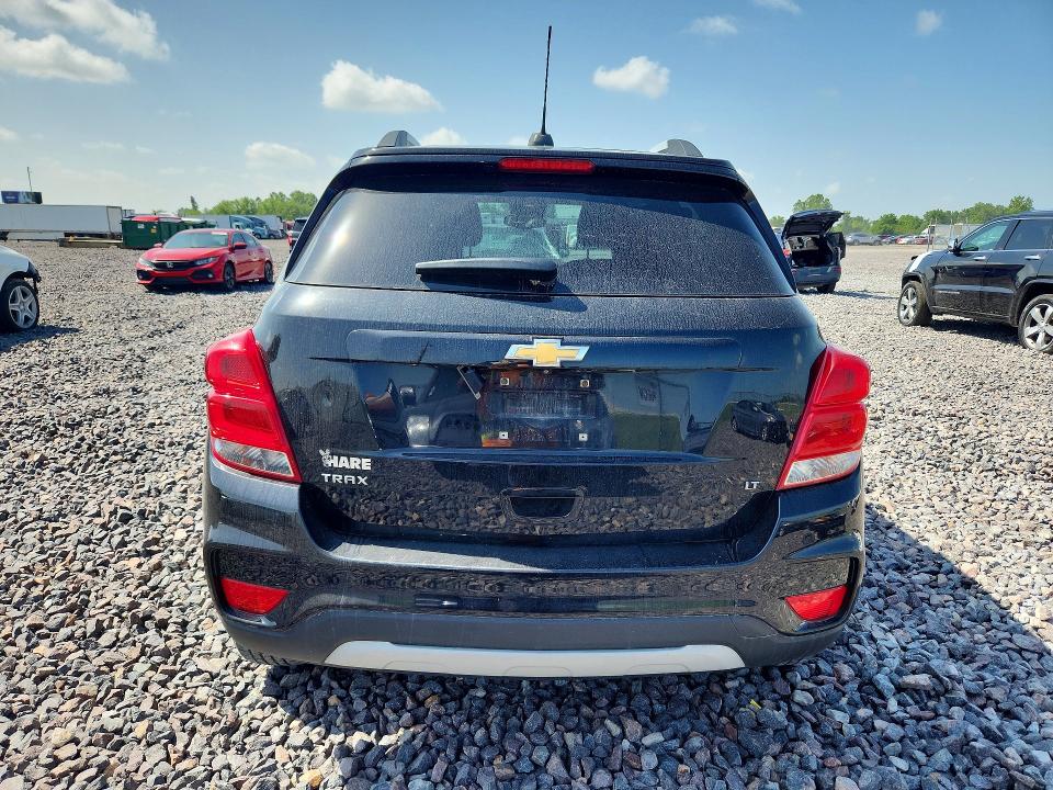 Photo 6 from auction – 2020 CHEVROLET TRAX with VIN KL7CJLSB6LB005560