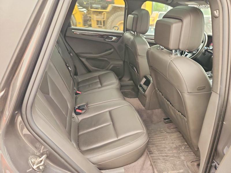 Photo 11 from auction – 2015 PORSCHE MACAN with VIN WP1AB2A57FLB70947
