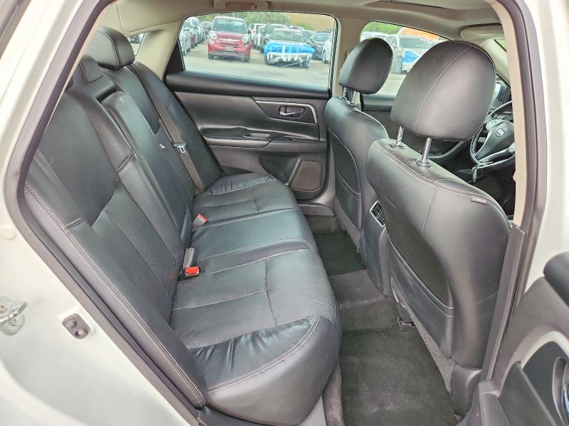 Photo 10 from auction – 2016 NISSAN ALTIMA with VIN 1N4AL3AP8GC145679