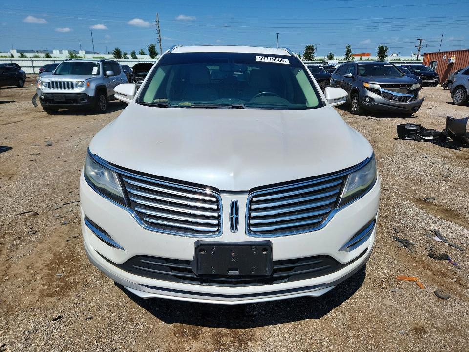 Фото 5 с аукциона – 2017 LINCOLN MKC с VIN 5LMCJ3D93HUL49302