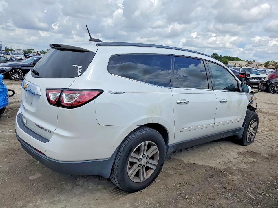 Photo 3 from auction – 2016 CHEVROLET TRAVERSE with VIN 1GNKRHKD8GJ276211