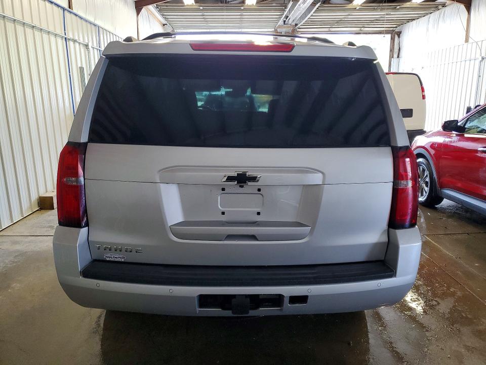 Photo 6 from auction – 2019 CHEVROLET TAHOE with VIN 1GNSKBKC1KR159380