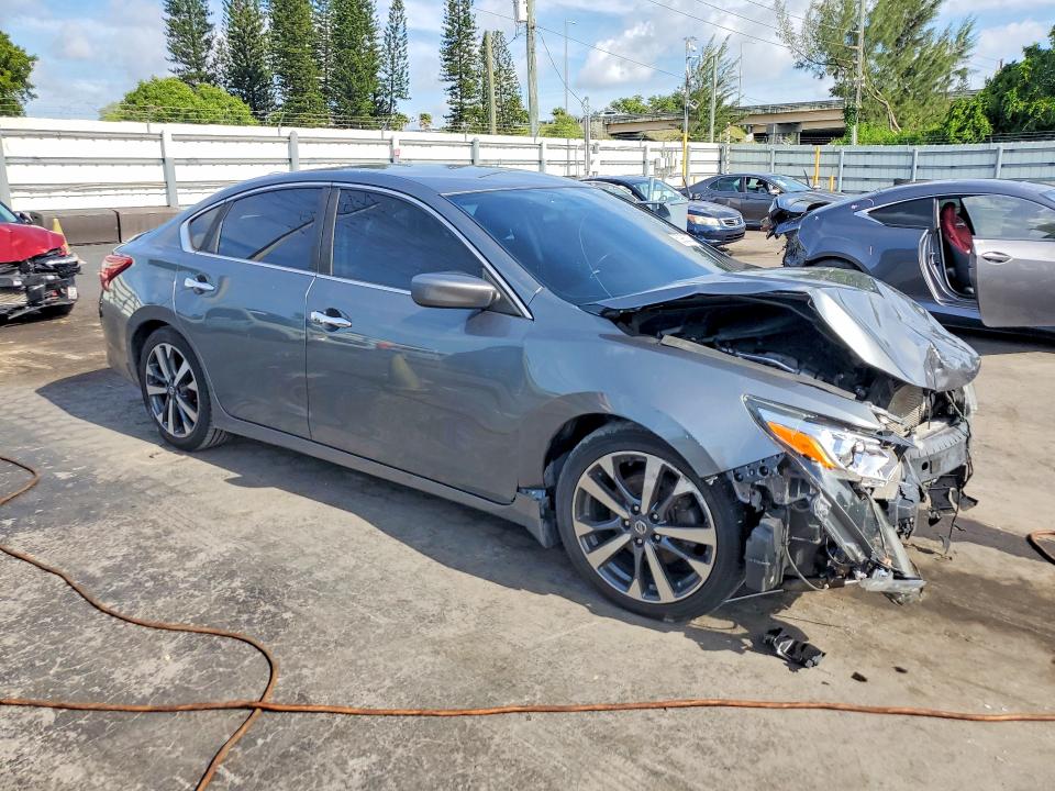 Photo 4 from auction – 2018 NISSAN ALTIMA with VIN 1N4AL3AP9JC266714