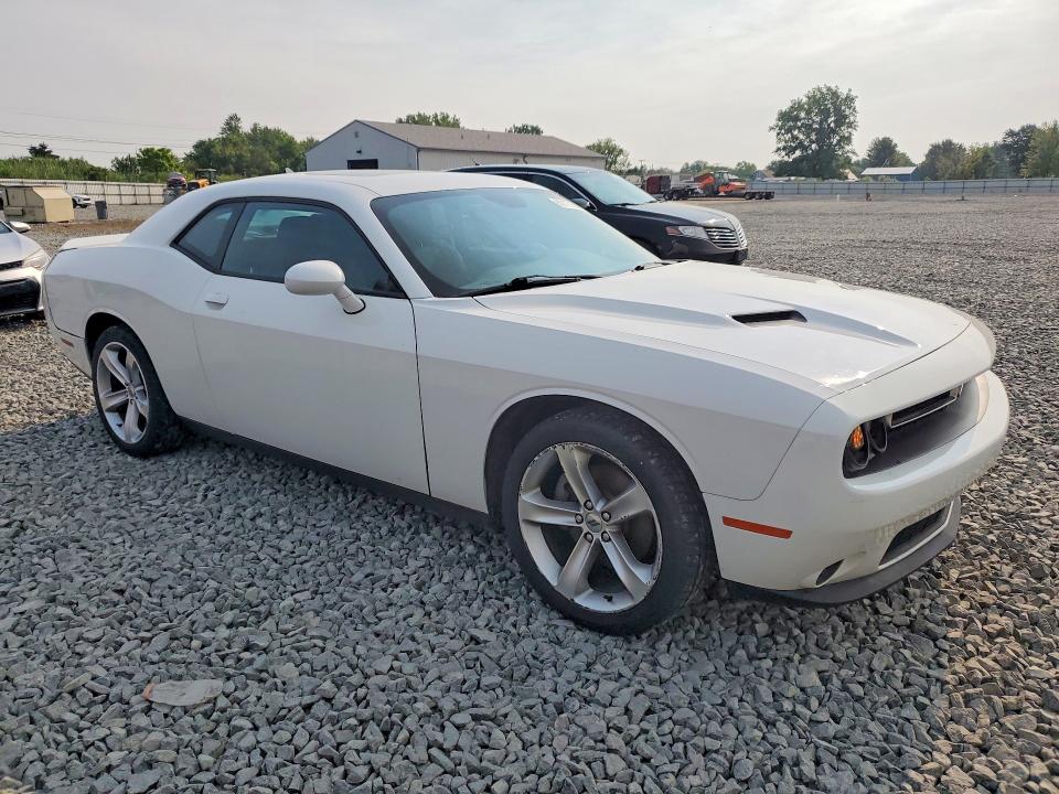 Photo 4 from auction – 2016 DODGE CHALLENGER with VIN 2C3CDZAG9GH257136